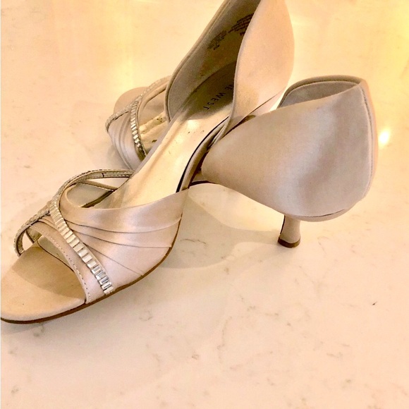 Evening shoes for woman’s size 8 1/2 - Picture 2 of 4